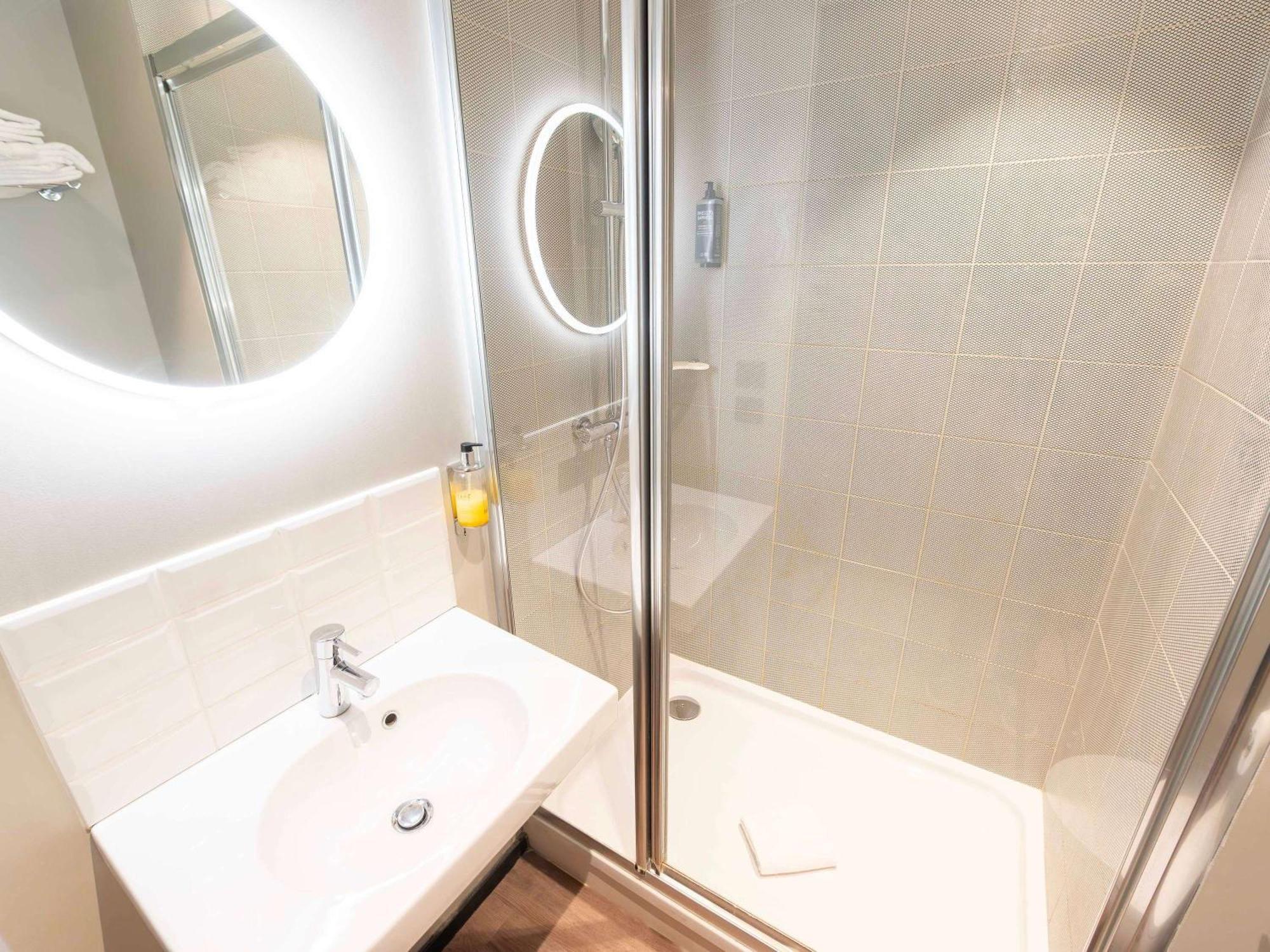 Ibis Styles Paris 16 Boulogne Hotel Exterior photo